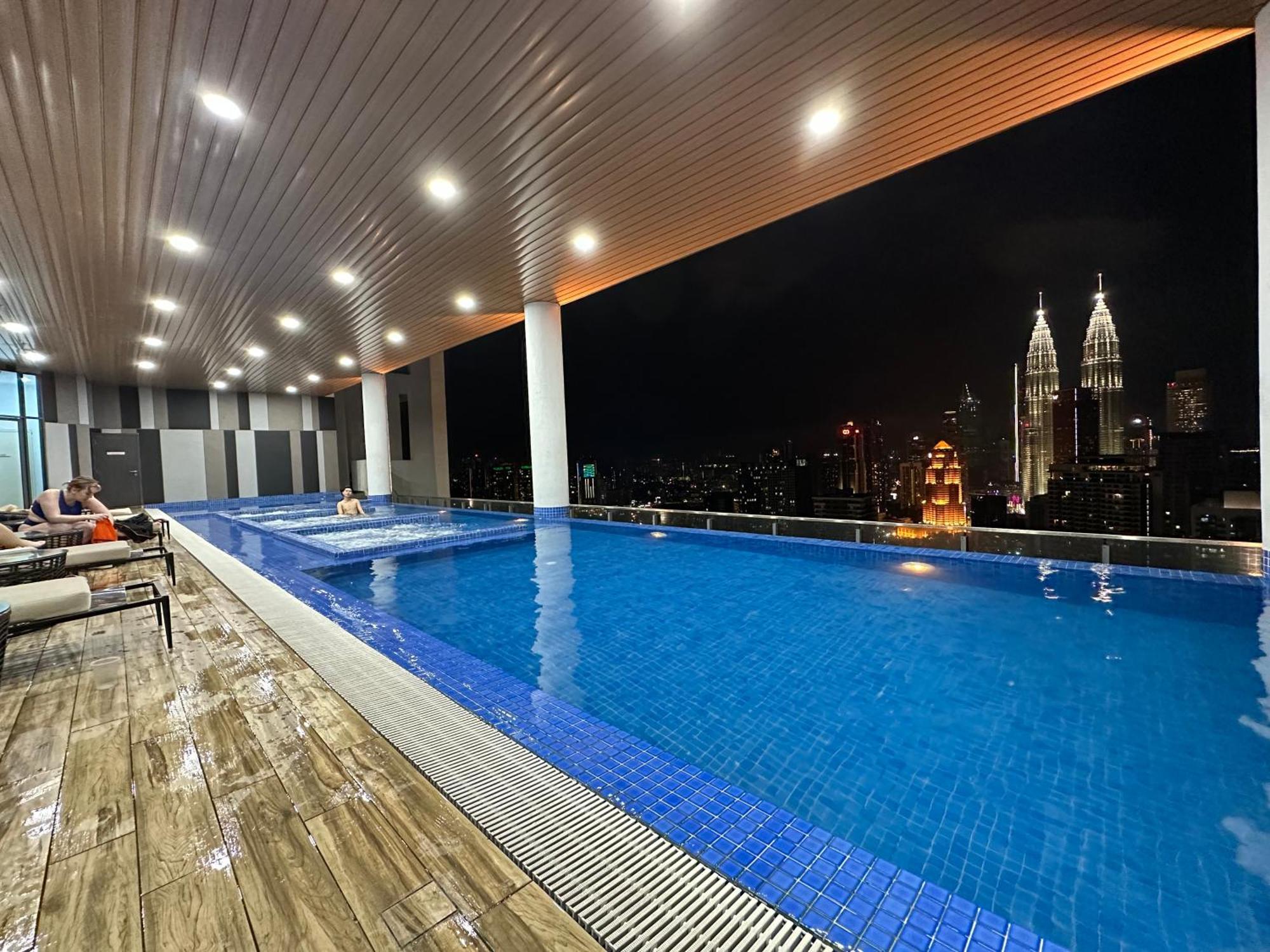 Vortex Suites Klcc Della Kuala Lumpur Exterior foto